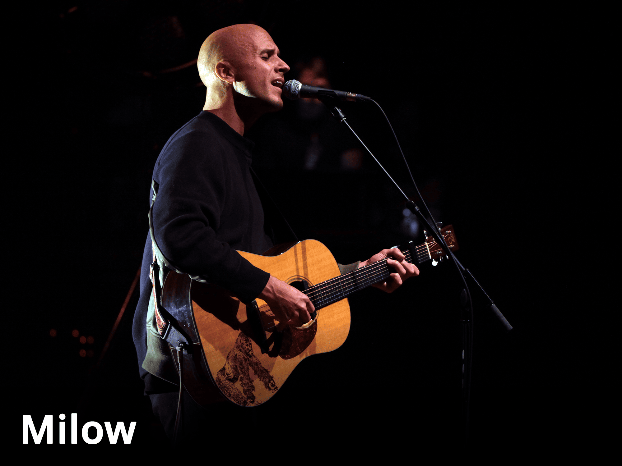 Milow bei seinem Auftritt auf der PASS Late Year Benefiz Bühne in der Alten Oper in Frankfurt.